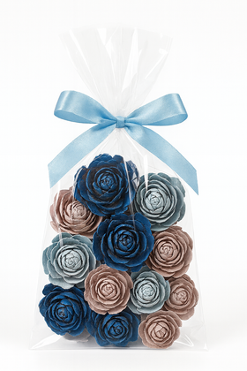 Róże Cedrowe 12 szt. Zimowa Kolekcja GrandDeco – Naturalne Ozdoby DIY 3–4 cm