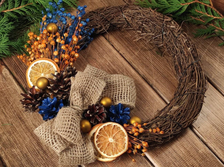 Suszone plastry pomarańczy 12 szt. – naturalna dekoracja świąteczna DIY