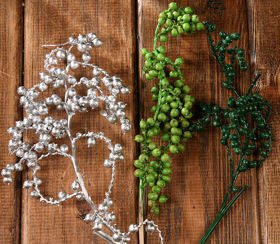 Gałązki świąteczne dekoracyjne Canella cena za op 3 szt Wielkość 20-30 cm zielono-srebrne
